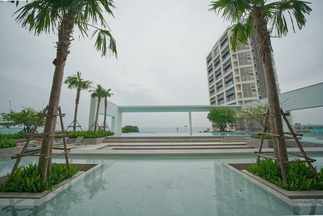 Ar Aeras Pattaya Apartment Exterior photo